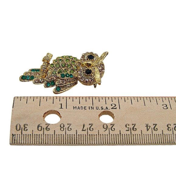 Vintage Mixed Rhinestones Emerald Peridot Owl on a Branch Brooch Gold Tone 2x1" - Picture 8 of 10